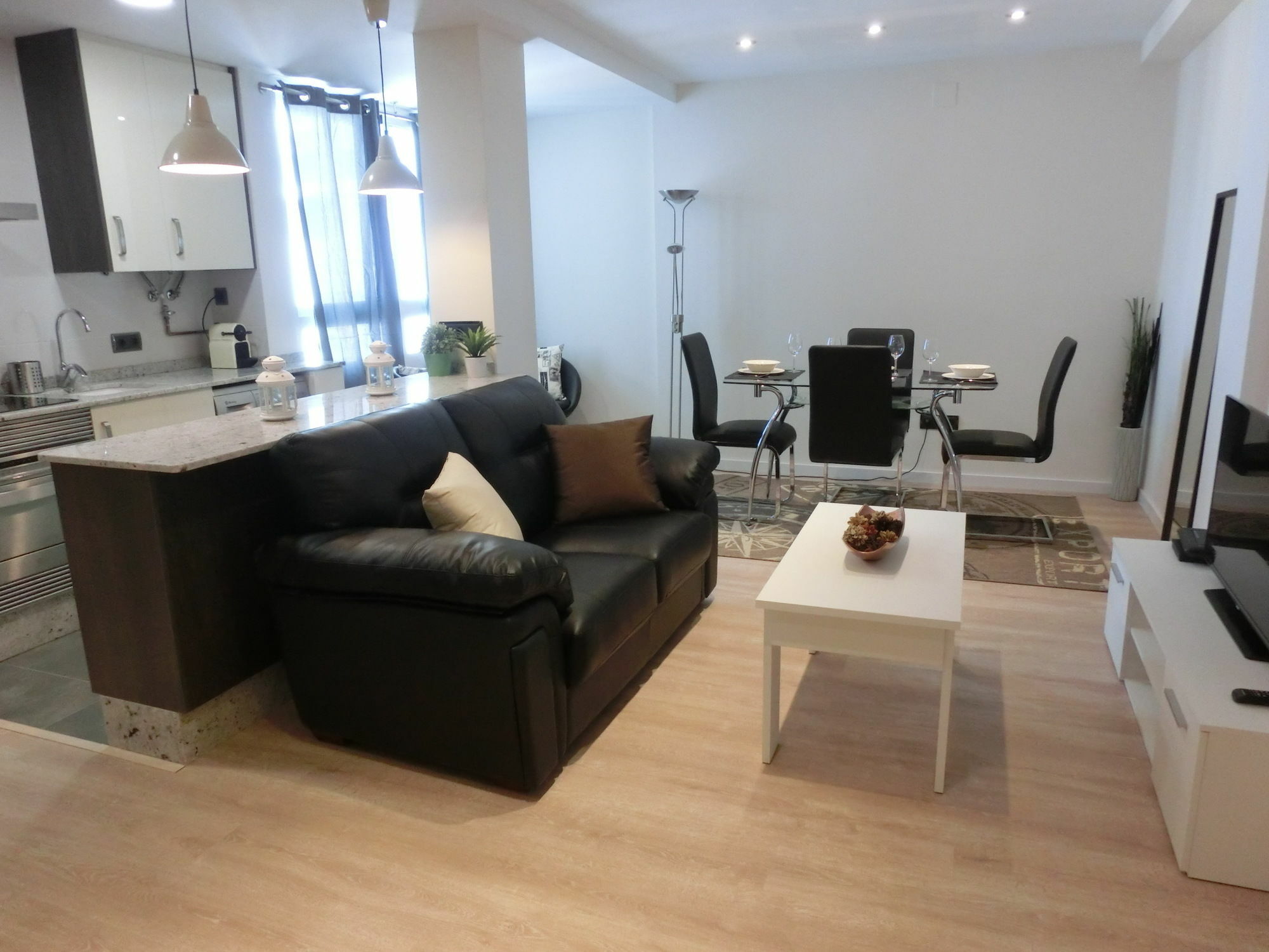 Total Valencia Joaquin Sorolla Apartment Bagian luar foto